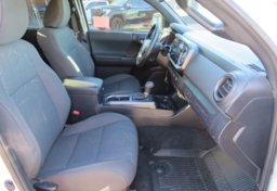 2018 Toyota Tacoma - Image 28