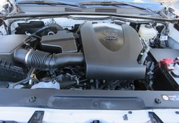 2018 Toyota Tacoma - Image 51