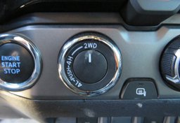 2018 Toyota Tacoma - Image 48