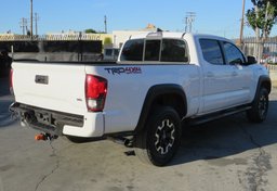 2018 Toyota Tacoma - Image 10