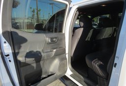 2018 Toyota Tacoma - Image 23