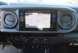 2018 Toyota Tacoma - Image 36