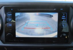 2018 Toyota Tacoma - Image 34