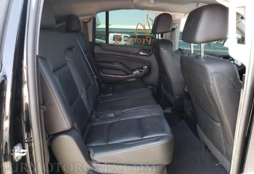 2019 Chevrolet Suburban - Image 6