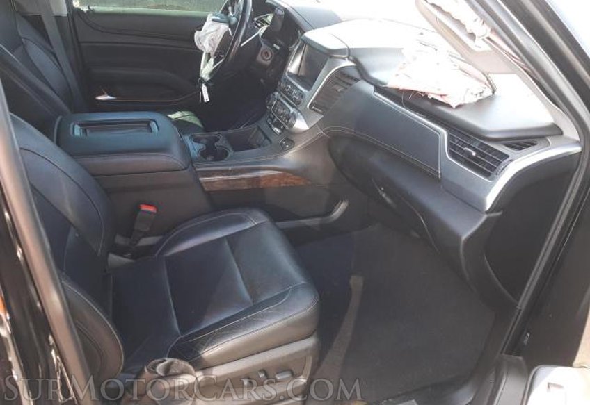 2019 Chevrolet Suburban - Image 5