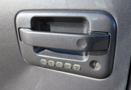 2013 Ford F-150 - Image 19