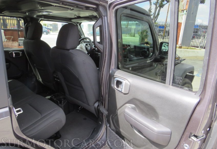 2022 Jeep Wrangler - Image 22