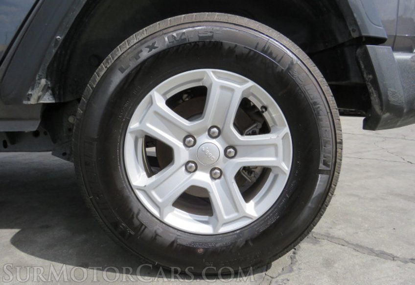 2022 Jeep Wrangler - Image 18