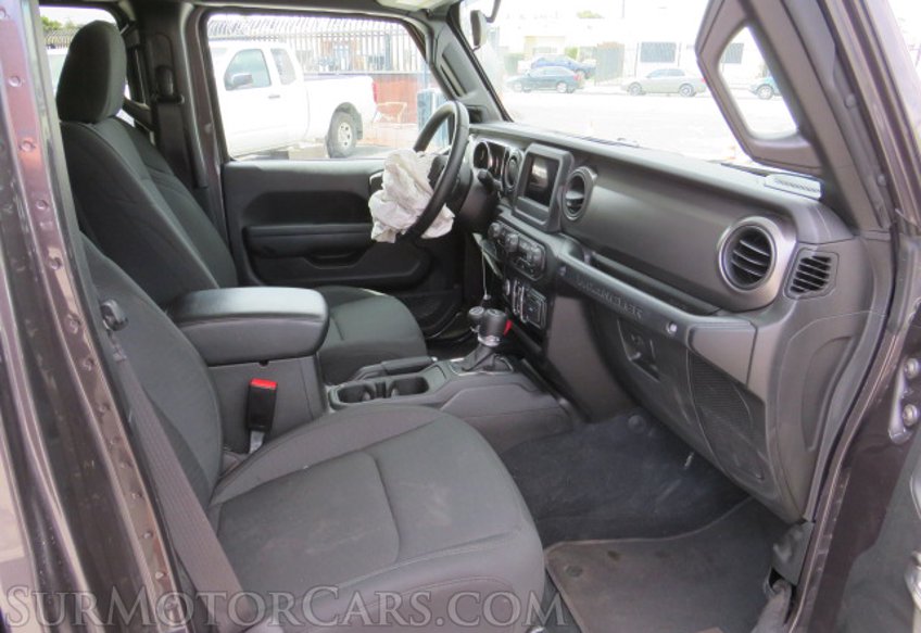 2022 Jeep Wrangler - Image 26