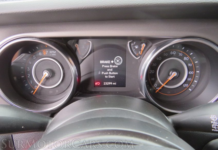 2022 Jeep Wrangler - Image 34