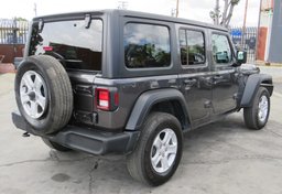 2022 Jeep Wrangler - Image 10