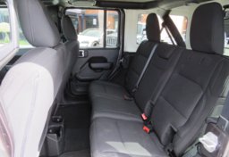 2022 Jeep Wrangler - Image 29