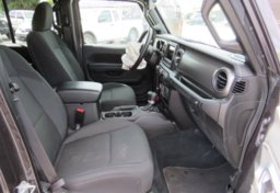 2022 Jeep Wrangler - Image 24