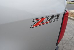 2019 Chevrolet Colorado - Image 19