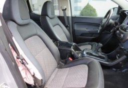 2019 Chevrolet Colorado - Image 28