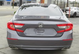 2020 Honda Accord Sedan - Image 10