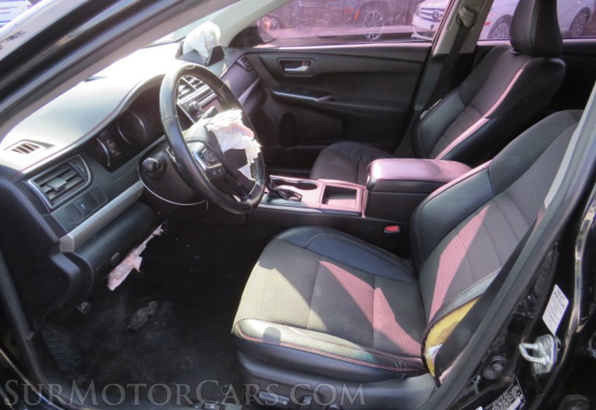 2016 Toyota Camry - Image 25