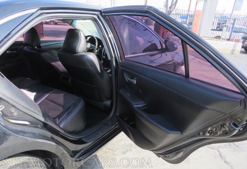 2016 Toyota Camry - Image 22