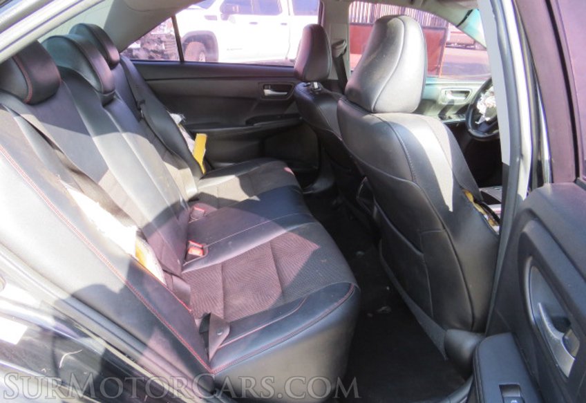 2016 Toyota Camry - Image 30