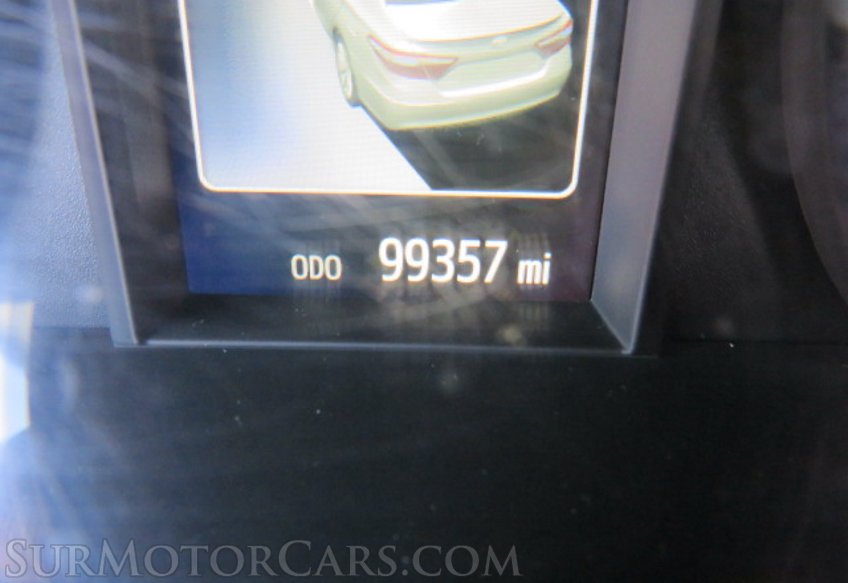 2016 Toyota Camry - Image 32