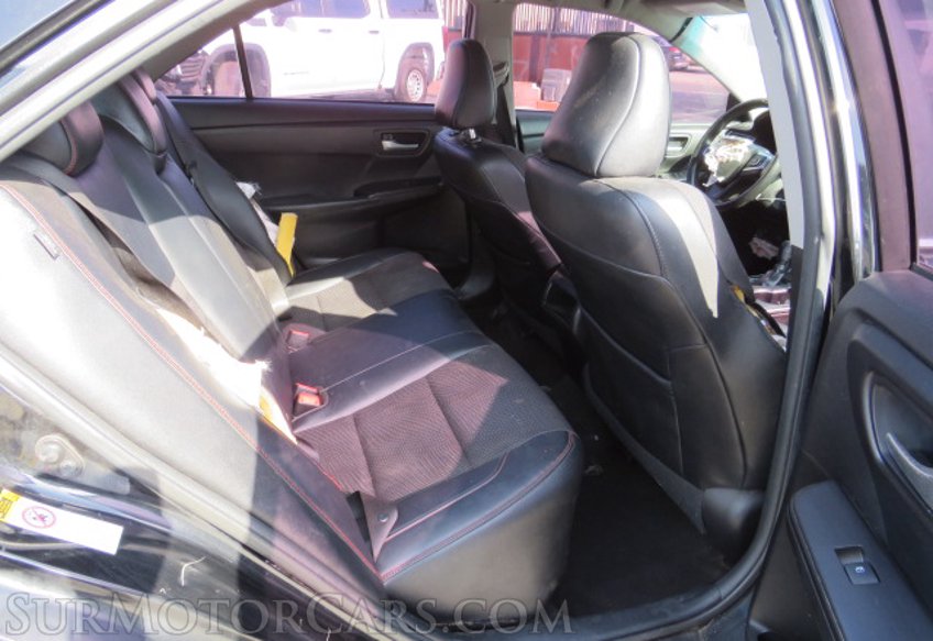 2016 Toyota Camry - Image 28