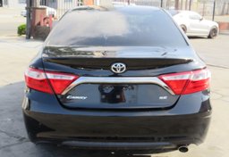 2016 Toyota Camry - Image 11