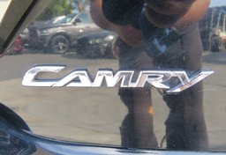 2016 Toyota Camry - Image 17