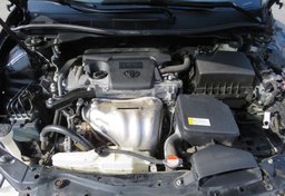 2016 Toyota Camry - Image 43