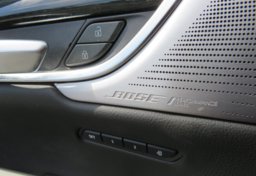 2020 Cadillac XT5 - Image 45