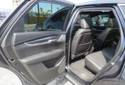 2020 Cadillac XT5 - Image 26