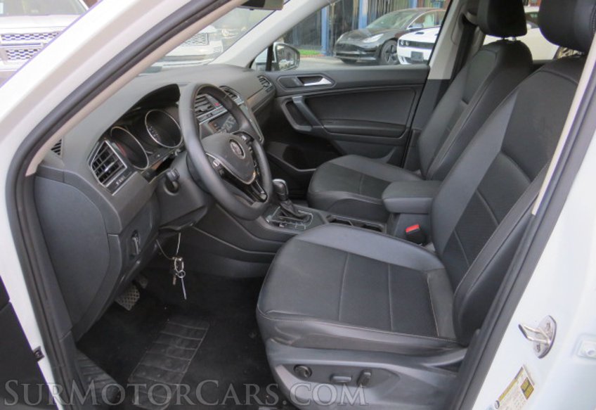 2020 Volkswagen Tiguan - Image 26