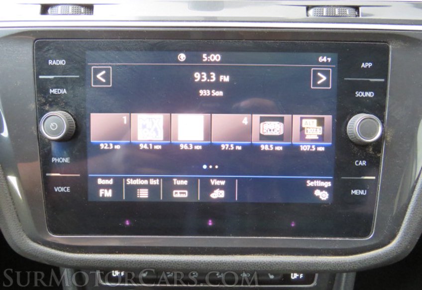 2020 Volkswagen Tiguan - Image 36