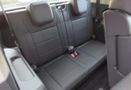 2020 Volkswagen Tiguan - Image 32