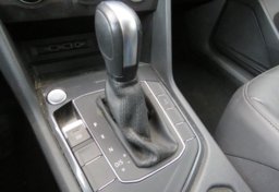 2020 Volkswagen Tiguan - Image 39