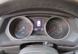 2020 Volkswagen Tiguan - Image 37