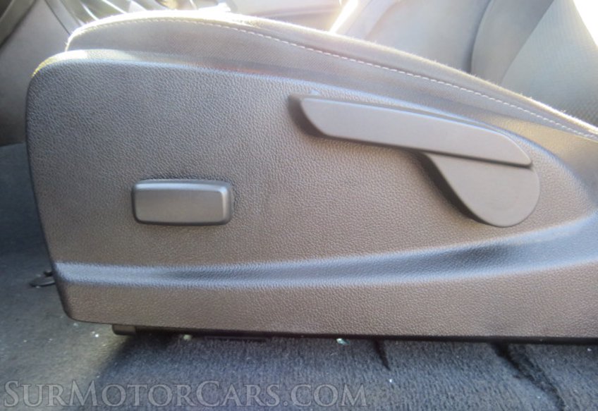 2021 Chevrolet Colorado - Image 30