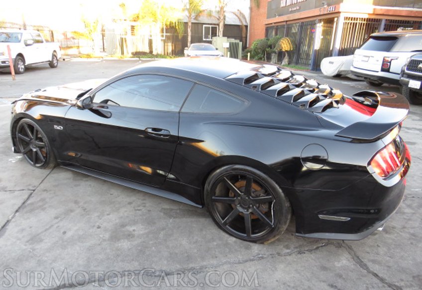 2017 Ford Mustang - Image 5