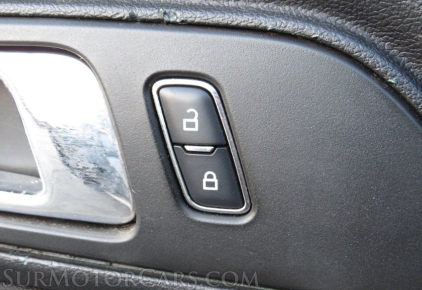 2017 Ford Mustang - Image 43