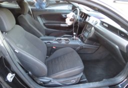 2017 Ford Mustang - Image 22