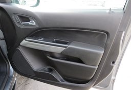 2019 Chevrolet Colorado - Image 58