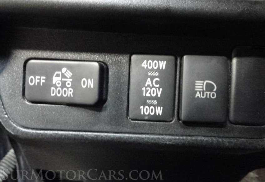 2019 Toyota Tacoma 4WD - Image 37