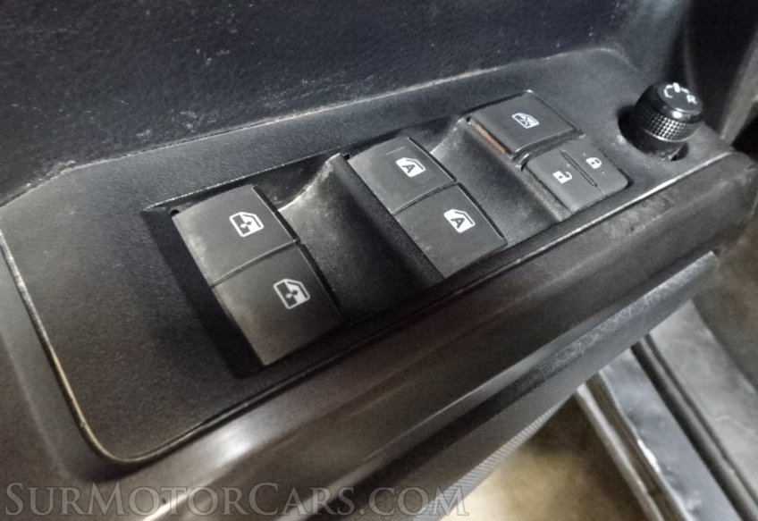 2019 Toyota Tacoma 4WD - Image 38