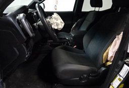 2019 Toyota Tacoma 4WD - Image 24