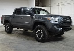 2019 Toyota Tacoma 4WD - Image 3