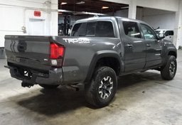 2019 Toyota Tacoma 4WD - Image 7