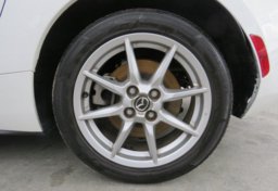 2016 Mazda MX-5 Miata - Image 22