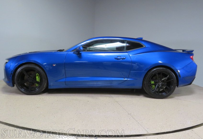 2017 Chevrolet Camaro - Image 5