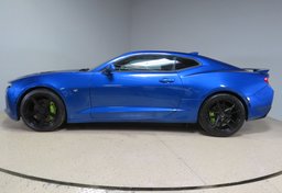 2017 Chevrolet Camaro - Image 5