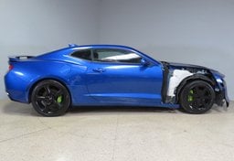 2017 Chevrolet Camaro - Image 6