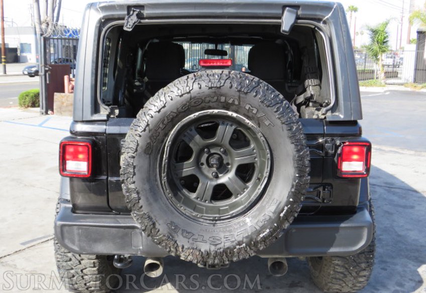 2018 Jeep Wrangler Unlimited - Image 12